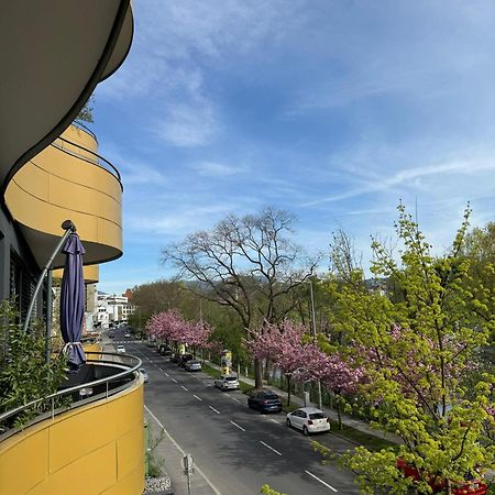 Reside In The Golden Wave Appartement Graz Buitenkant foto